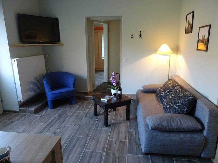 Ferienwohnung für 5 Personen, mit Terrasse und Garten in Nahrendorf