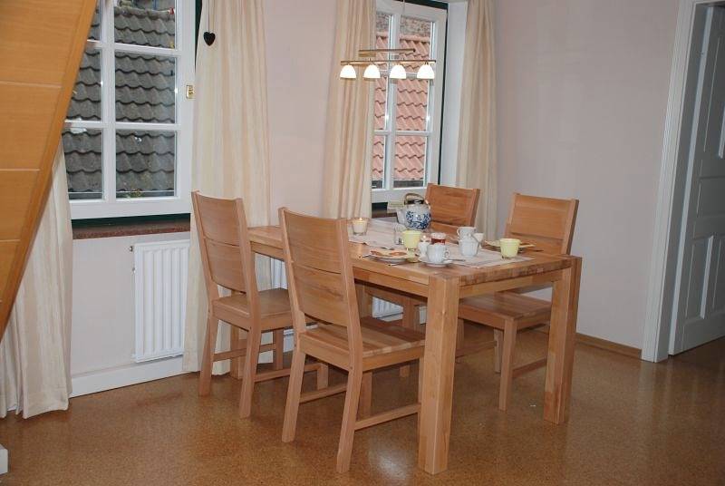 Ganze Ferienwohnung, Ferienhaus Altstadtidyll - Ferienwohnung "Kapitänswohnung" - 2-Raum in Husum Hafen, Husum