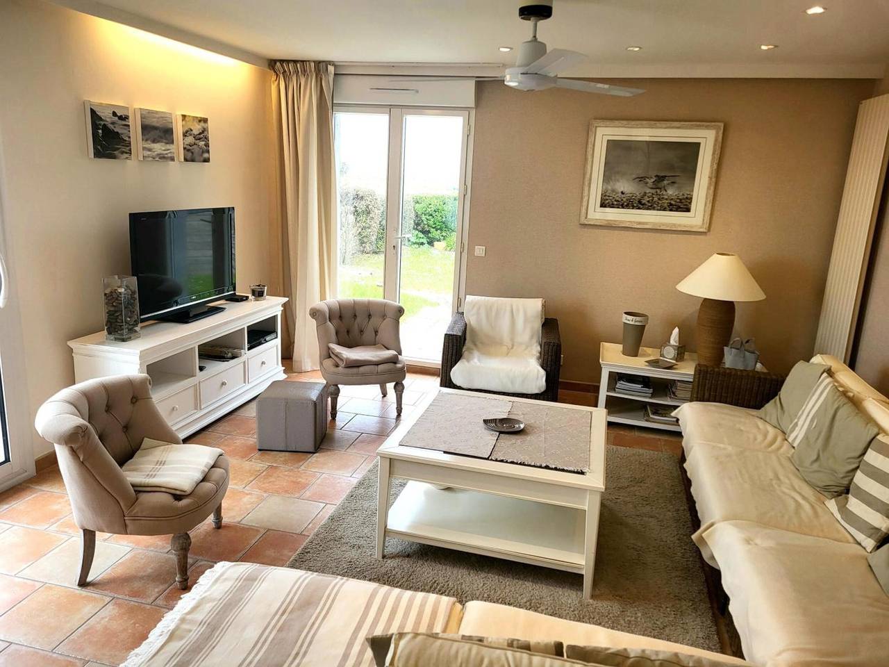 Villa 'Front De Mer Les Cordylines' mit Meerblick, privater Terrasse und Wlan in Saint-Germain-sur-Ay, Coutances und Umgebung
