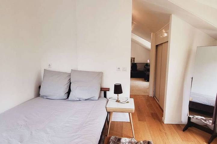 Appartement de vacances pour 2 personnes, avec balcon et jardin à Le Plessis-Robinson