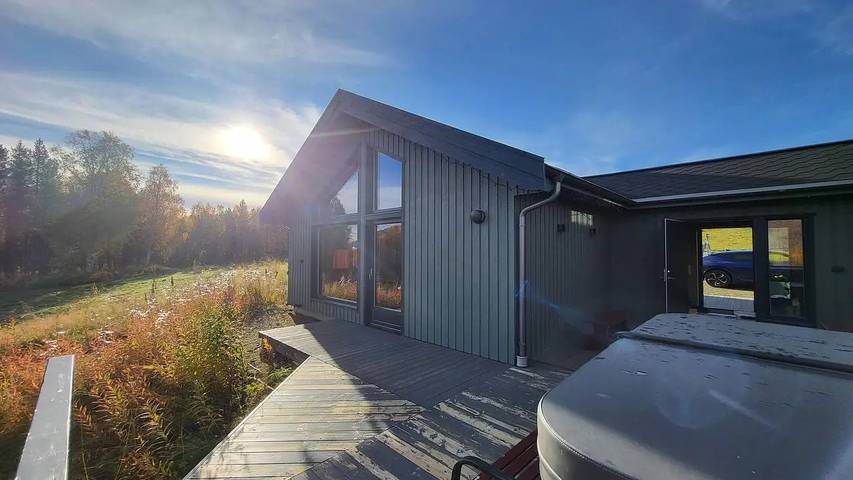 Ferienhaus für 7 Personen, mit Terrasse und Whirlpool