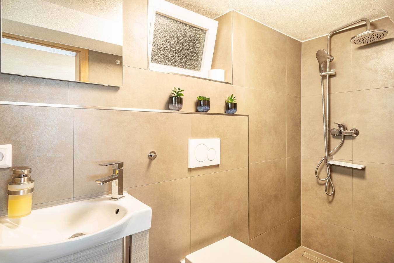 Souterrain-vakantiewoning 'Am Riedlewald' met gemeenschappelijke tuin en wifi, foto 14