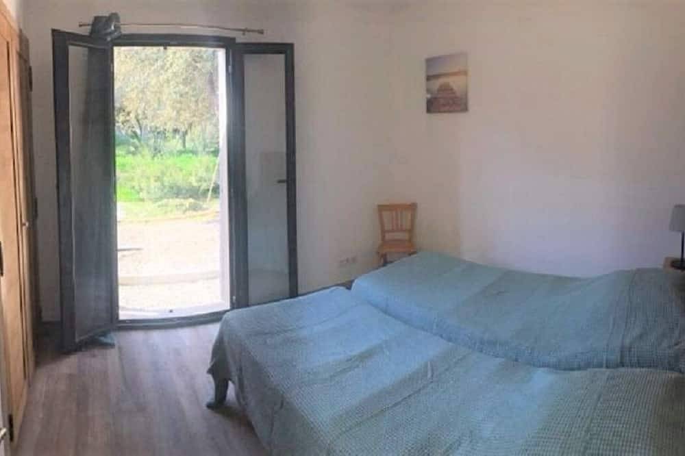 Villa Neuve à 900 m de la Plage de Lozari in Losari, Belgodere