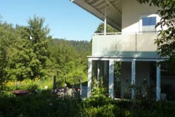 Ferienhaus für 3 Personen, mit Balkon und Pool in Buchenberg