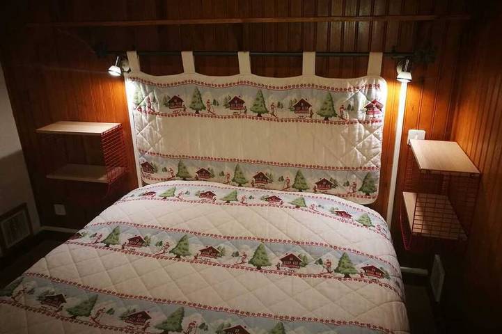 Chalet pour 8 personnes, avec balcon dans Le Lioran - 4