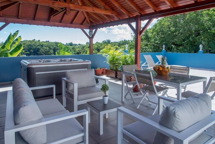 Ferienhaus für 2 Personen, mit Garten und Whirlpool sowie Sauna - 1