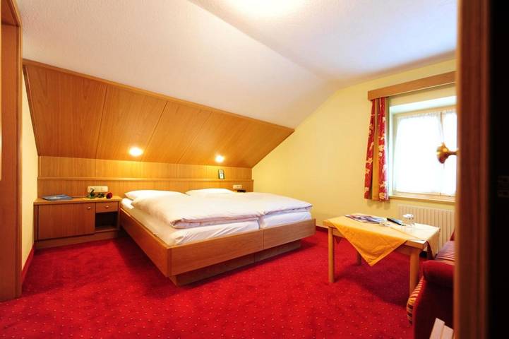 Chambre d’hôte pour 2 personnes, avec vue et jardin à Sankt Anton am Arlberg - 2