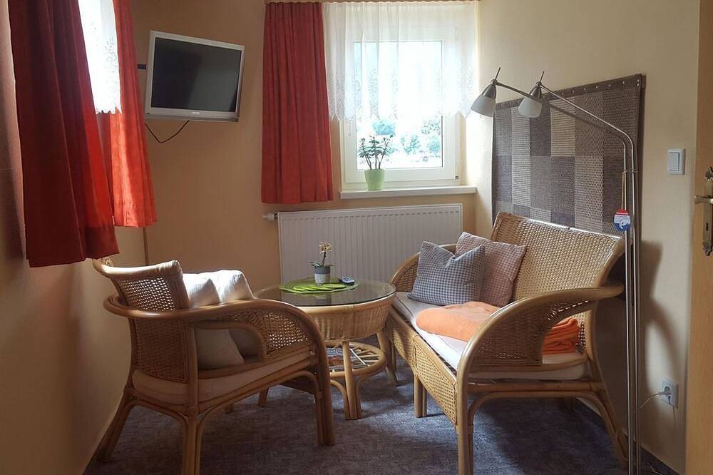 Ganze Wohnung, Ferienwohnung \"Wehlnadel\", 1 Schlafraum - Haus Elbtalblick in Rathen, Elbsandsteingebirge