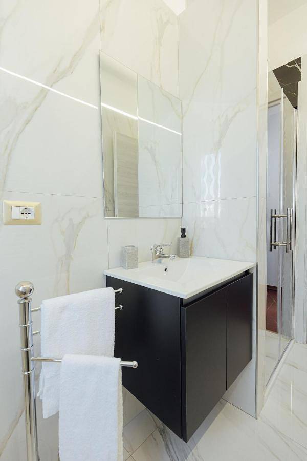 Gîte pour 8 personnes, avec jardin à Imola - 4