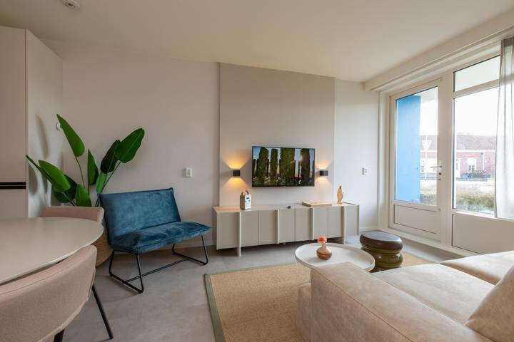 Ferienhaus für 3 Personen, mit Terrasse und Balkon/Terrasse in Zoutelande