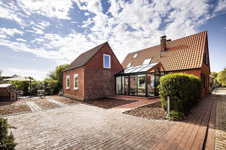 Ferienhaus für 8 Personen, mit Sauna und Garten in Pilsum