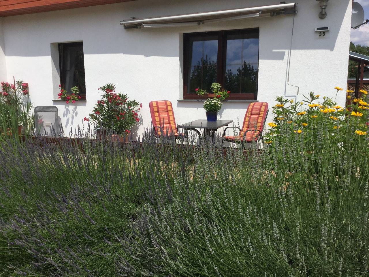 Kleines Ferienhaus in Rangsdorf mit großem Garten in Rangsdorf, Teltow-Fläming