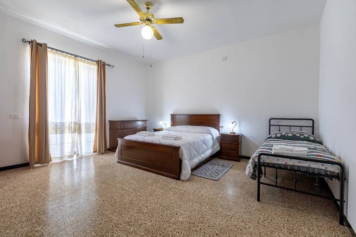 Holiday rental for 5 people, with balcony in Alghero