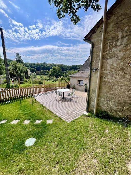 Location de vacances pour 4 personnes, avec jardin et vue à Cravant-les-Côteaux - 4
