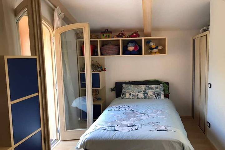 Un apartamento de 2 dormitorios recientemente renovado y elegante con una vista increíble al mar in Nerano, Massa Lubrense