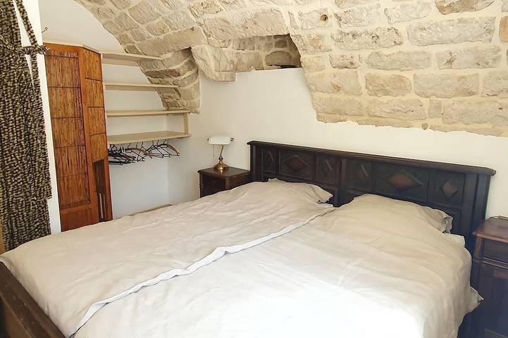 Location de vacances pour 2 personnes, avec piscine et jardin, animaux acceptés dans Largentière - 2