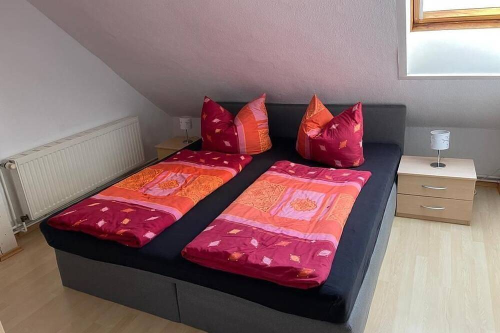 Entire apartment, Apartment Kreft - apartment / apartment, bathroom, toilet, 3 bedrooms in Thale, Harzvorland