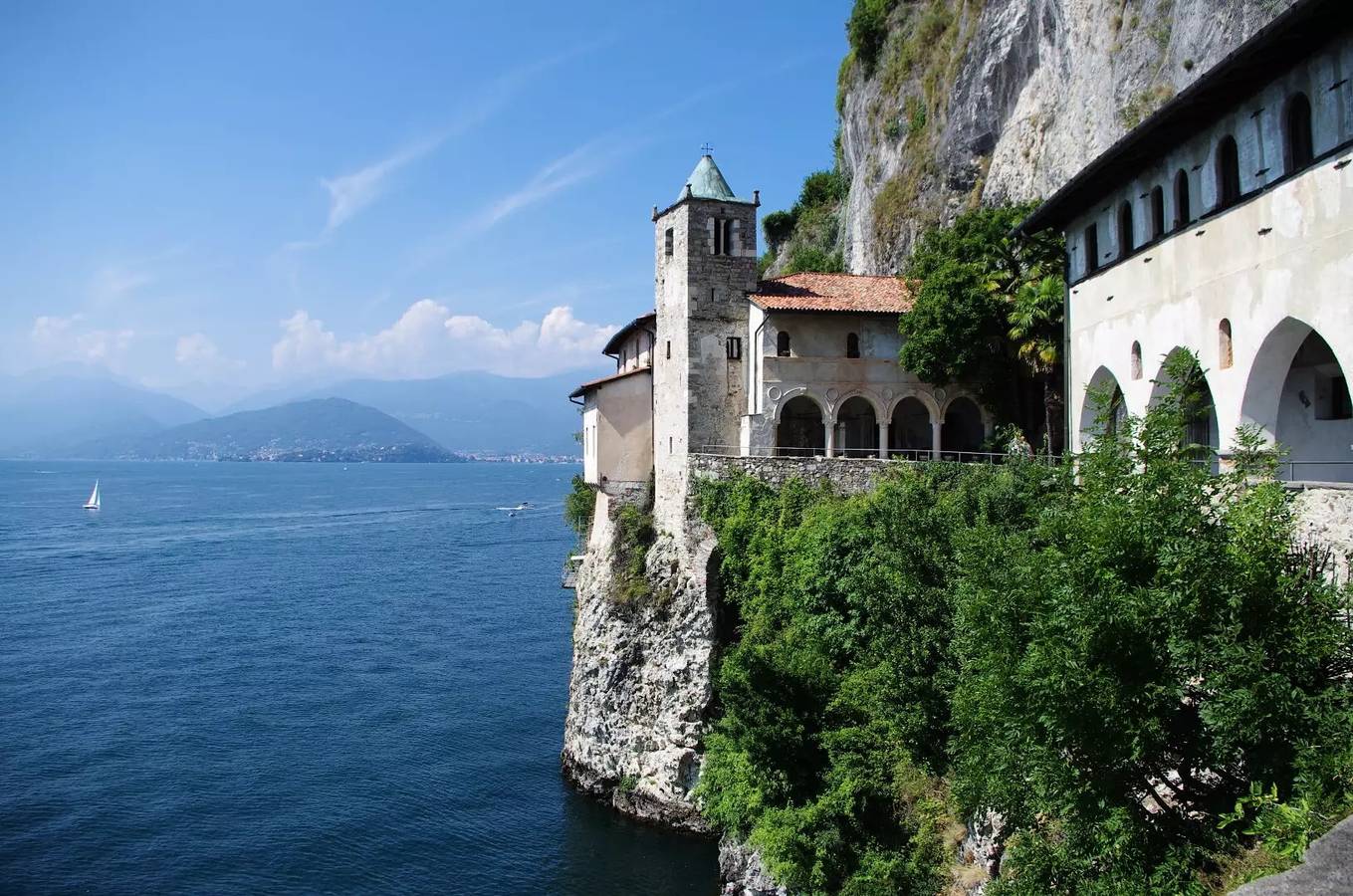 Mobil Home 3 Kamers 6 Personen (5 volwassenen + 1 kind -12 jaar) in Gemeente Sesto Calende, Lago Maggiore (Lombardy)