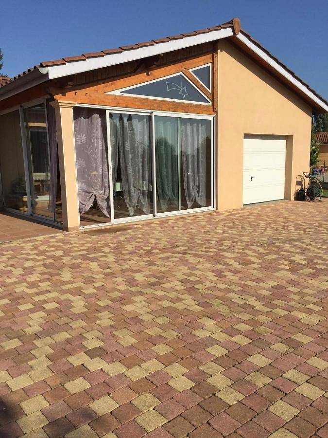 Chambre d’hôte pour 5 personnes, avec jardin et terrasse dans Beaujolais - 2