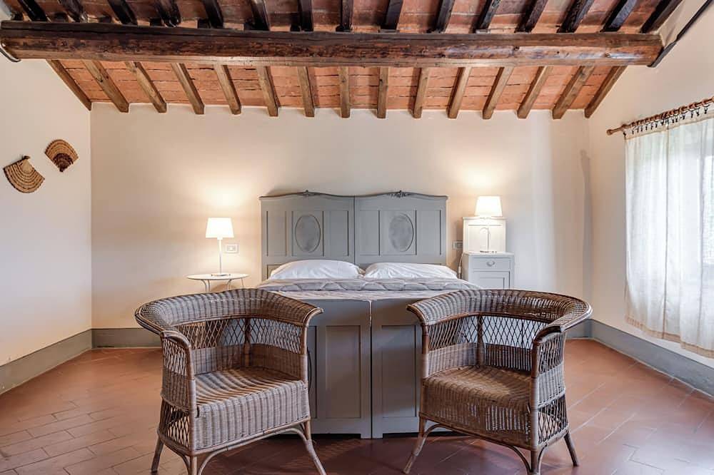 Piscina Privata -Agriturismo Fattoria La Pieve-Villa Vigna , a 8 Km da Pisa in Calci, Pisa e dintorni