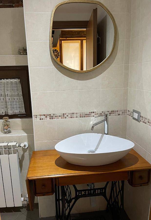 Gîte pour 6 personnes, avec balcon et vue à Gravellona Toce - 3