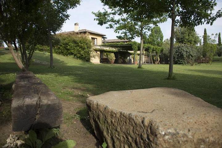 Appartamento per 2 persone, con Balcone e Terrazza nonché Giardino e Panorama a Sutri