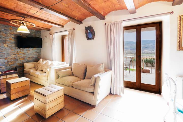 Chalet 'Masia D'en Cot' con Wi-Fi y aire acondicionado in Puigcerdá, Pirineo Catalan