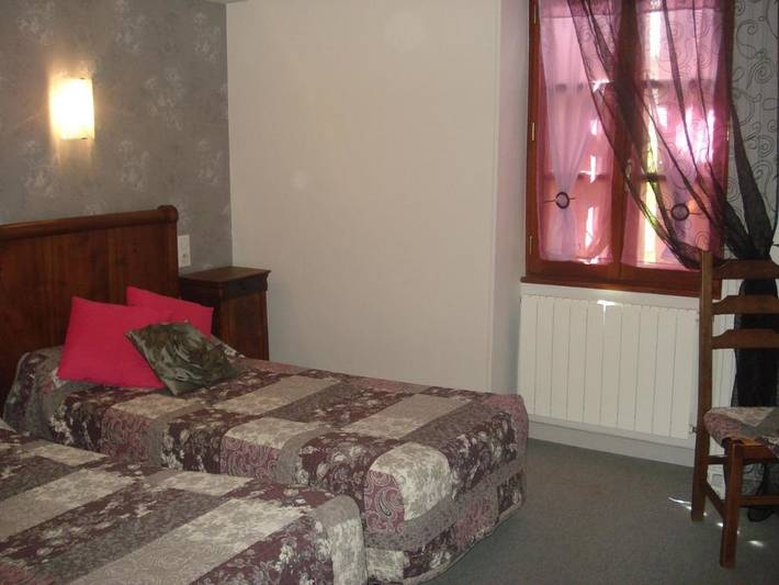 Hôtel pour 2 personnes, avec terrasse et vue à Saint-Cyprien-sur-Dourdou - 4