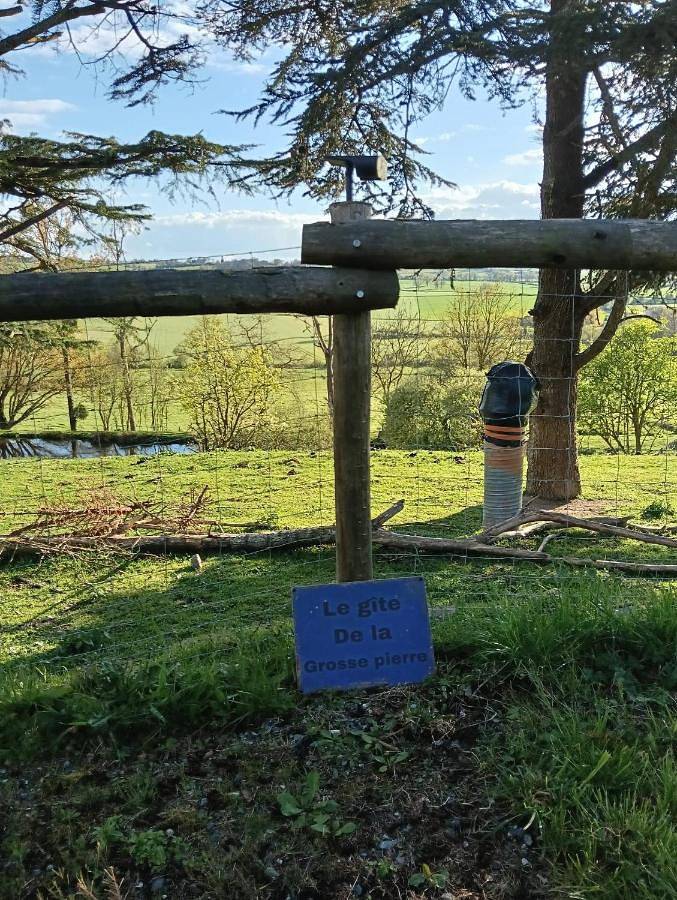 Location de vacances pour 2 personnes, avec terrasse ainsi que jardin et vue à Mauléon - 3
