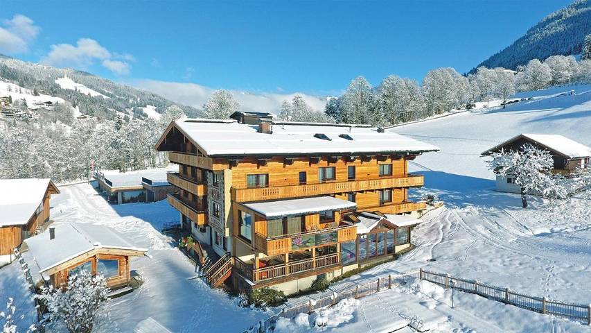 Hotel für 5 Personen, mit Sauna und Ausblick sowie Garten und Pool - 1
