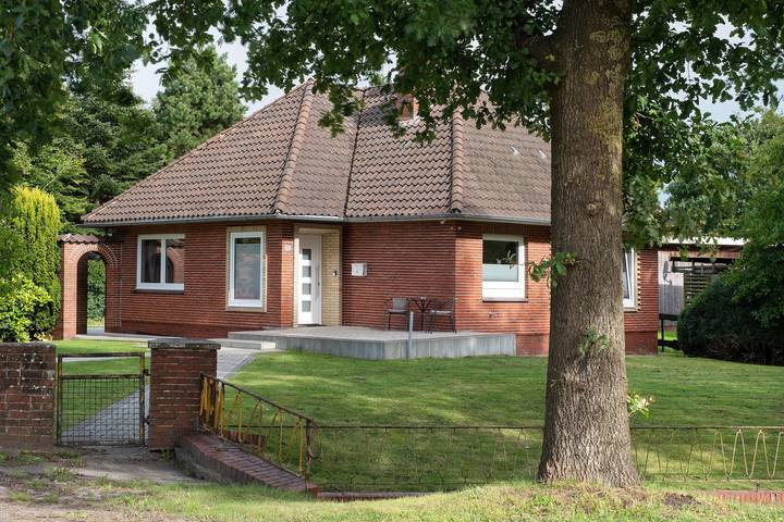 Ferienhaus für 6 Personen, mit Garten in Wischhafen
