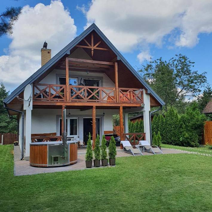 Dom wakacyjny dla 9 osób, z widok i ogród, zwierzęta dozwolone w Jezioro Białe