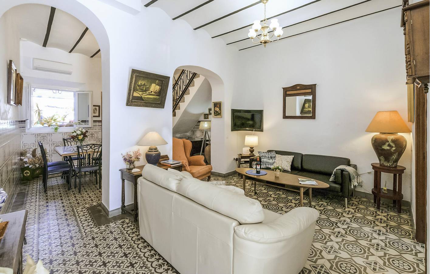 Acogedor apartamento junto a la piscina en El Pedroso - AC, Piscina, WiFi in El Pedroso, Sierra Morena