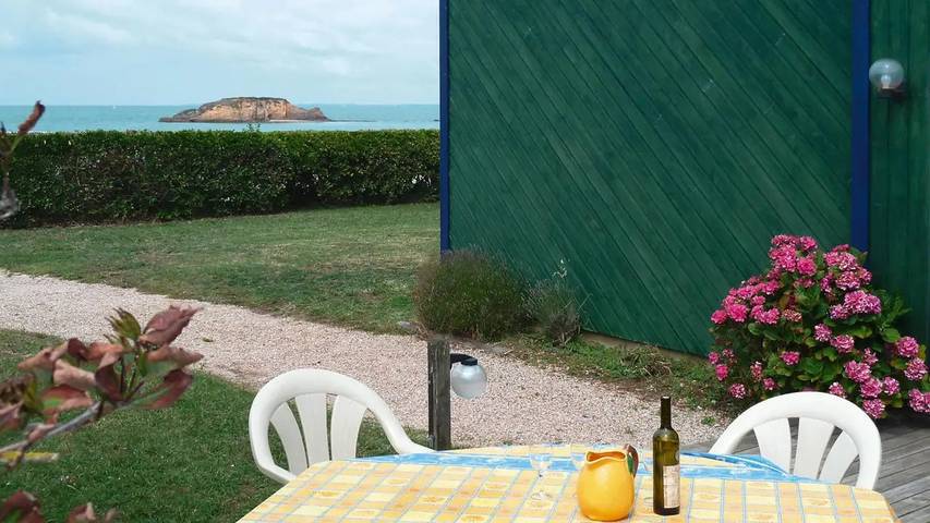 Location de vacances pour 4 personnes, avec sauna et terrasse dans Plage dPlage du Bile - 2