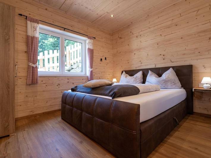 Hütte für 3 Personen, mit Garten und Terrasse, kinderfreundlich in Haus - 4