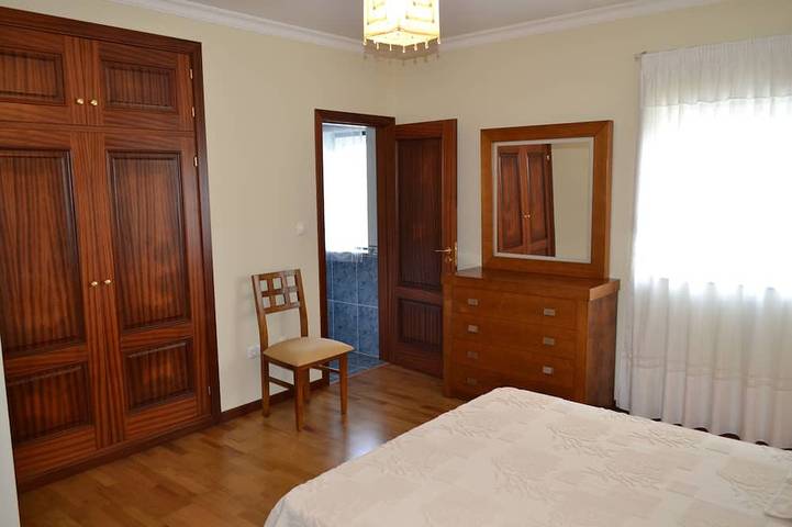 Location de vacances pour 12 personnes, avec jardin dans Paredes de Coura - 4
