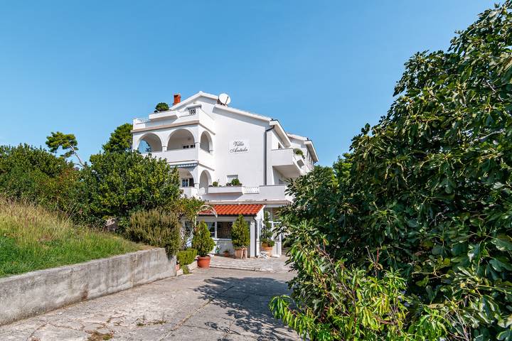 Ferienwohnung für 2 Personen, mit Balkon/Terrasse in Banjol - 3