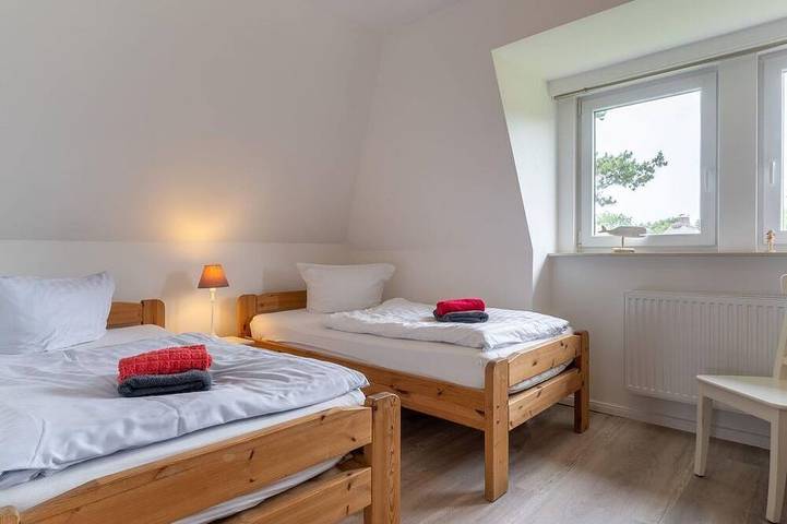 Ganze Wohnung, Ferienwohnung Louisa von Ahrentschildt - Ferienwohnung von Ahrentschildt- Pole in St. Peter-Ording, Eiderstedt