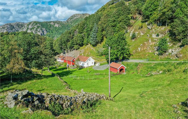 Ferienhaus für 6 Personen, mit Ausblick und Terrasse sowie Garten - 1
