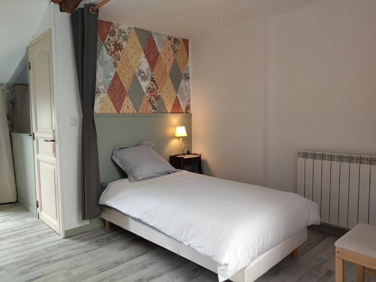 Large Double Room in Pradelles, Haute-Loire