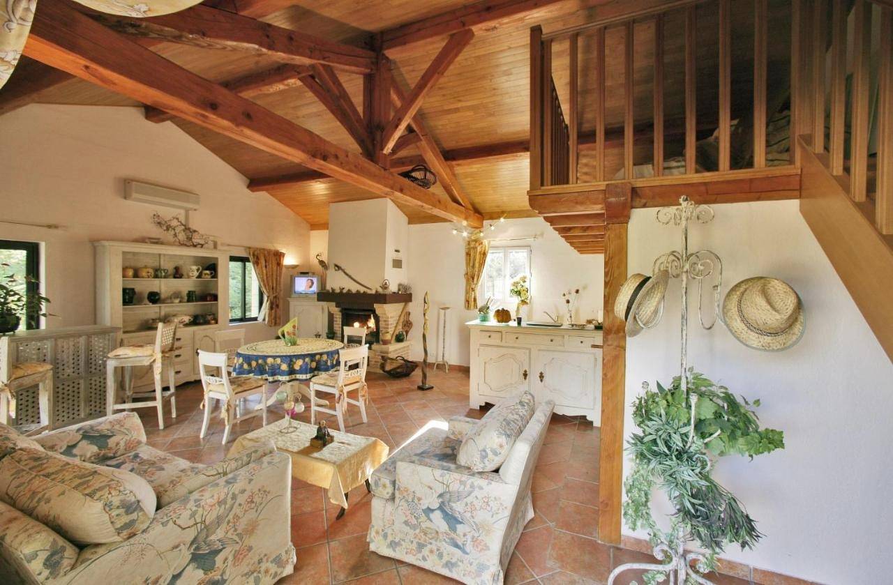 Studio - Split Level in Tursac, Périgord Noir