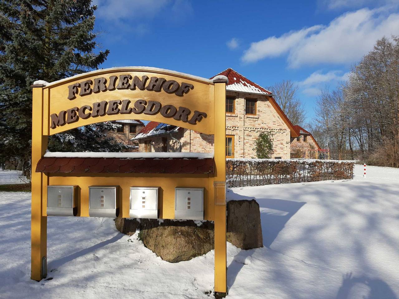Ferienhof Landhäuser Mechelsdorf nahe Ostseebad Kühlungsborn - 4-Raum-Landhaus (3) mit Sauna und Kamin (86m²) in Mechelsdorf, Bastorf
