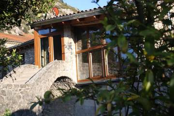 Gîte pour 8 personnes, avec sauna et jardin à Treschenu-Creyers