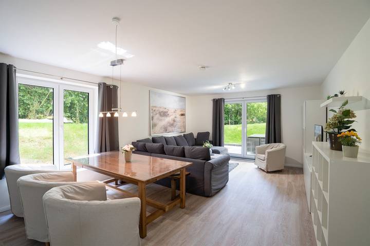 Ferienwohnung für 9 Personen, mit Terrasse, kinderfreundlich in Neustadt in Holstein