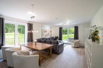 Ferienwohnung für 9 Personen, mit Terrasse, kinderfreundlich in Neustadt in Holstein