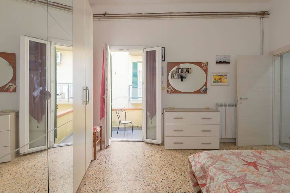 Il cortile nel centro in Spiaggia di Follonica (Scarlino), Follonica