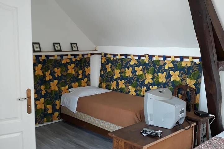 Gîte pour 3 personnes, avec jardin à Saint-Arnoult (Seine-Maritime) - 2