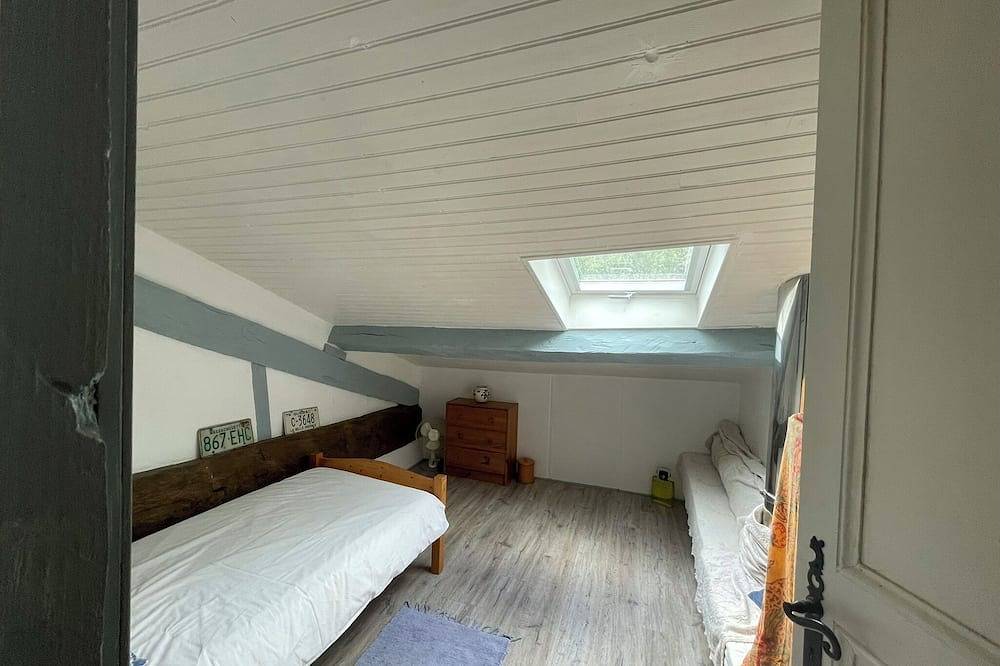 Maison Dans les Landes avec Piscine, Jardin et Cheminée in Labastide-d'Armagnac, Landes