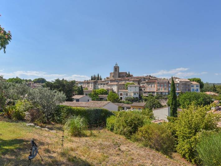 Villa within walking distance of Flayosc in Flayosc, Region de Draguignan