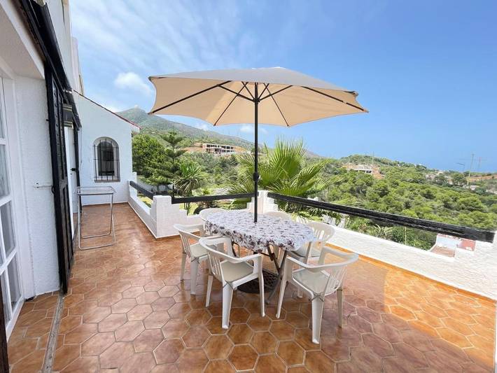 Apartamento de vacaciones para 9 personas, con vistas y jardín - 1